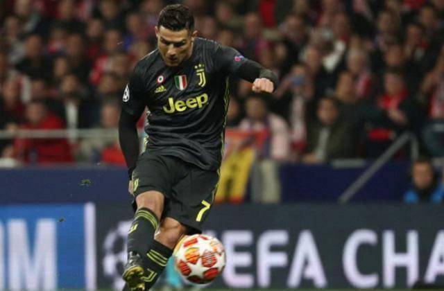 九游APP-包含尤文图斯客场捷报，C罗神勇连进两球的词条