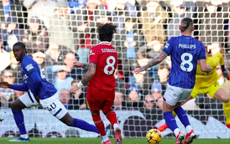 九游娱乐网站-里昂再度取胜,法甲领头羊实力凸显的简单介绍