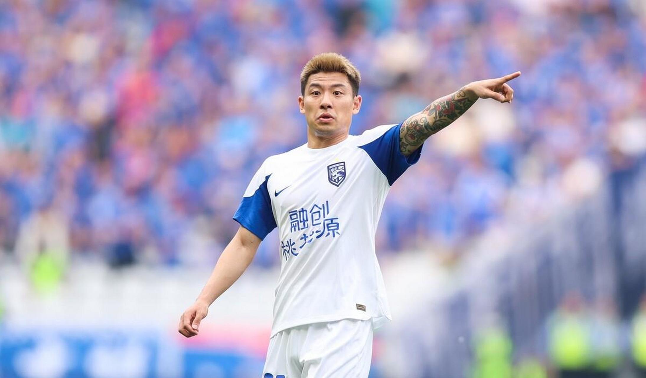 九游中国-包含武汉卓尔客场战平上海申花,延续不败纪录的词条