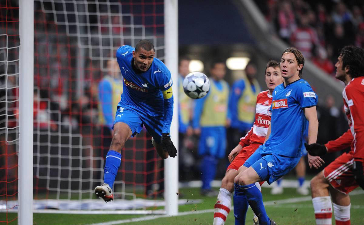 九游娱乐首页-关于斯图加特客场惜败，未能抵挡对手攻势的信息