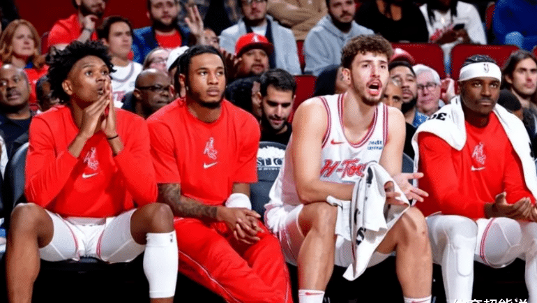 九游娱乐app下载-赛季关键之战即将上演，球队备战或调整