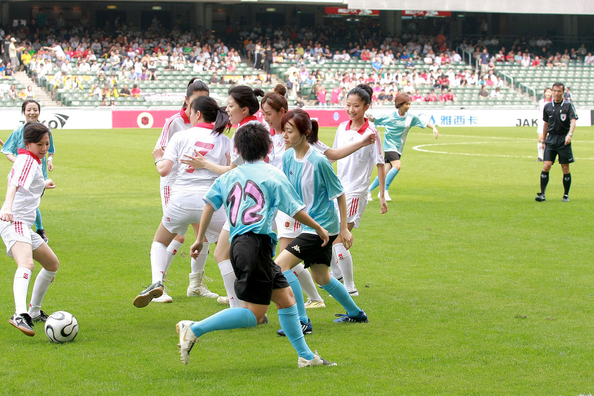 9you娱乐-关于一场胜利证明了球队团结一心的力量,在球场上大放光芒的信息