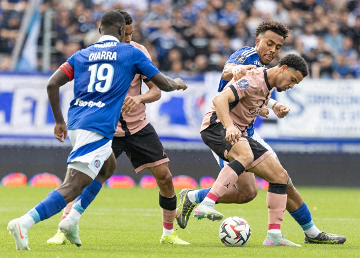 九游娱乐-南特遭斯特拉斯堡绝杀,法国杯赛场告负的简单介绍