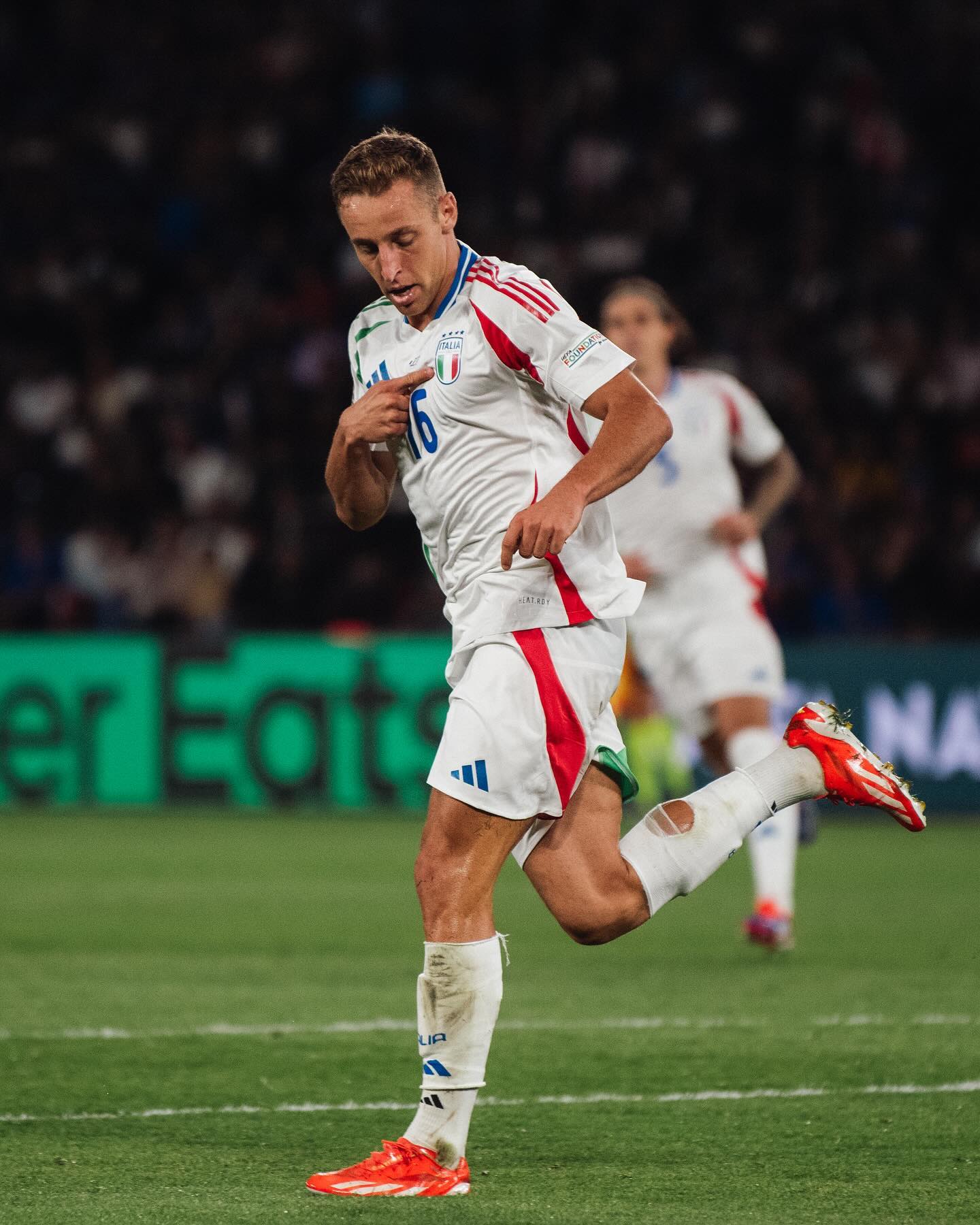 九游娱乐首页-泰国球员在超高水平比赛中展现出色表现