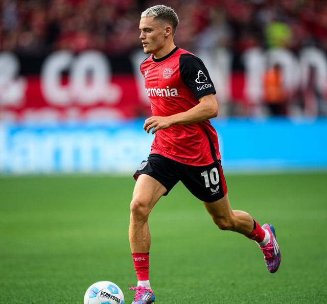 九游娱乐网页-关于RB莱比锡队在场上展现出色,力压对手取胜的信息