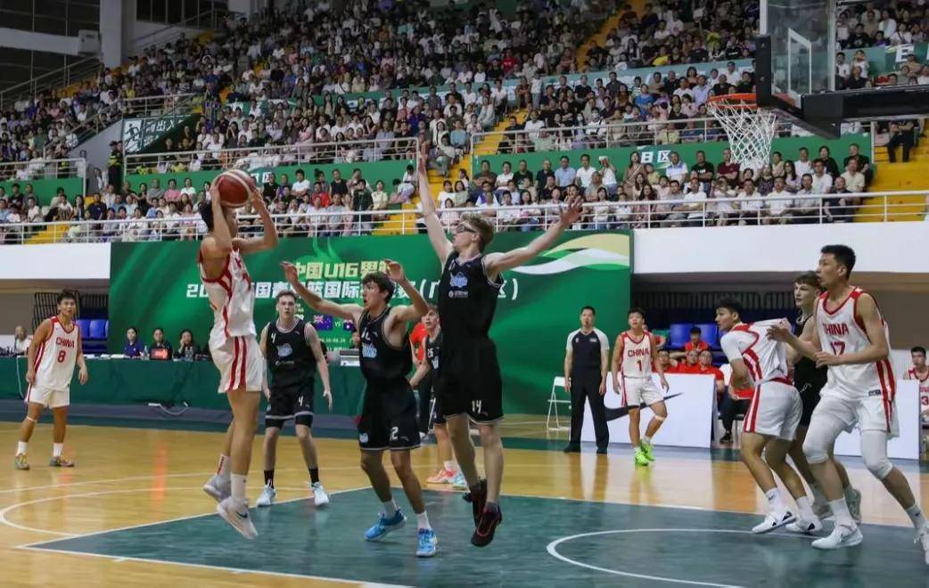 九游娱乐-独特比赛战术出神入化，篮球赛事中带来惊喜