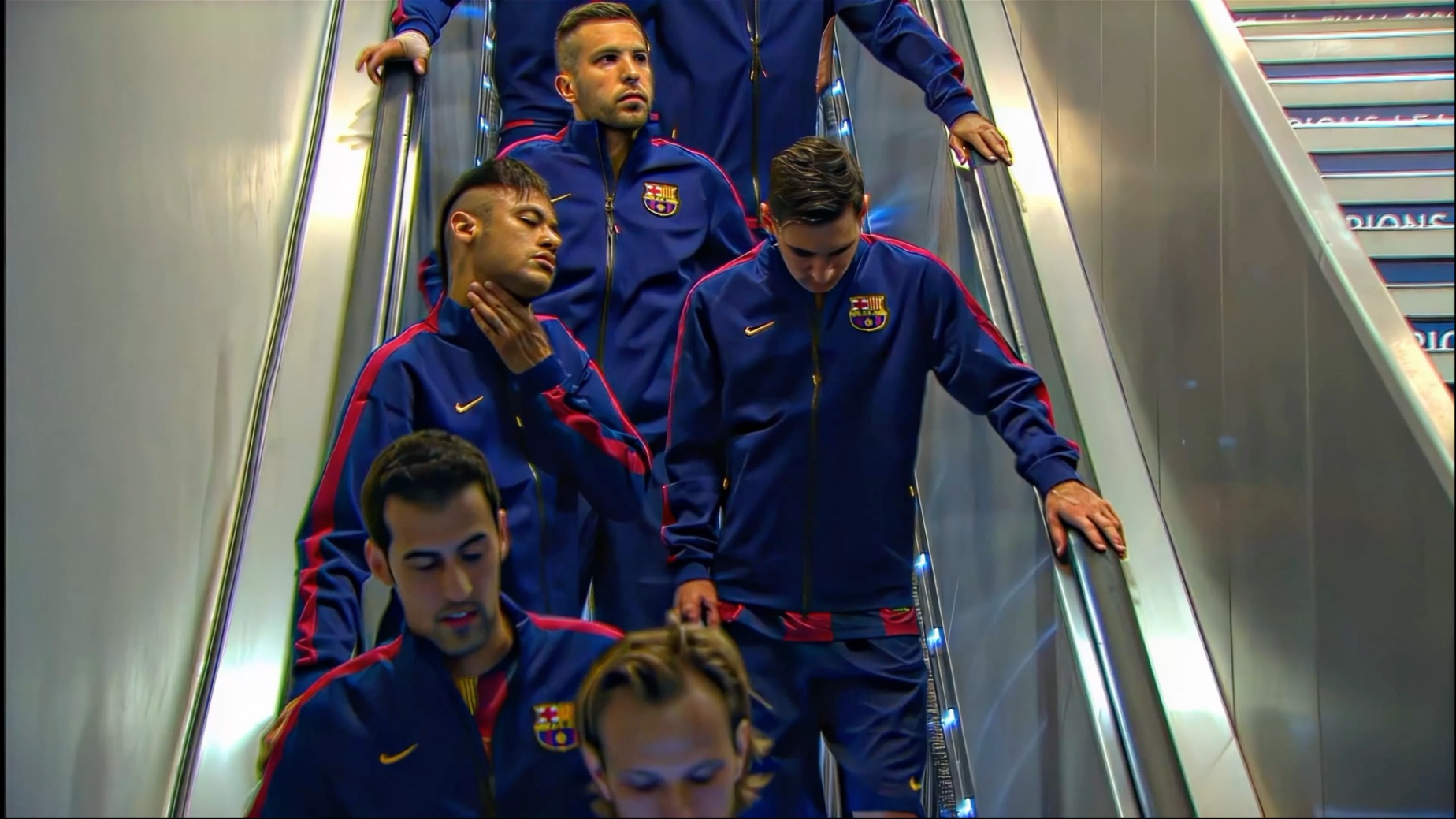 九游娱乐入口-包含内马尔在欧冠中险胜德国,出线形势明朗的词条