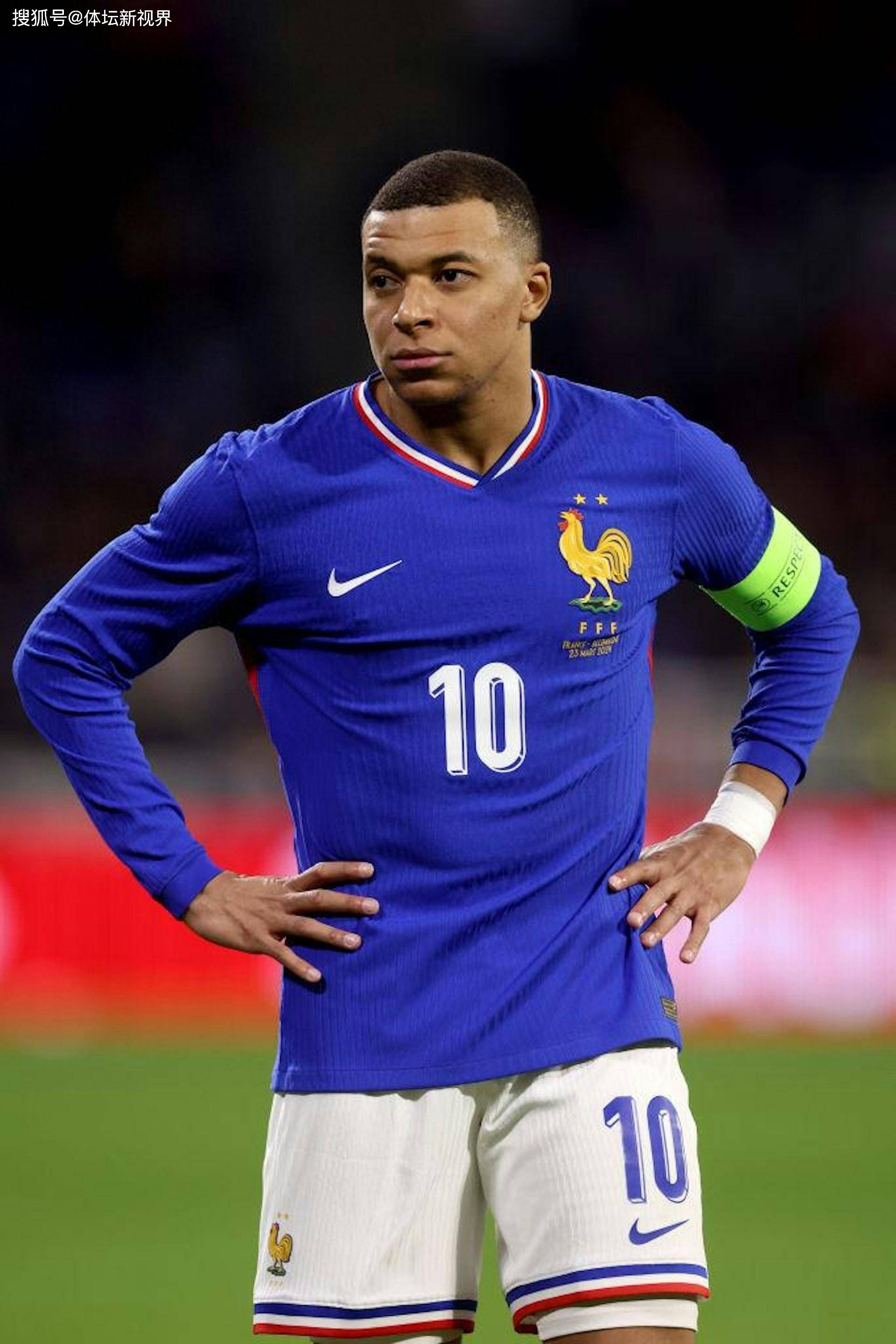 九游体育直播-足坛新星脱颖而出,表现被外界高度评价