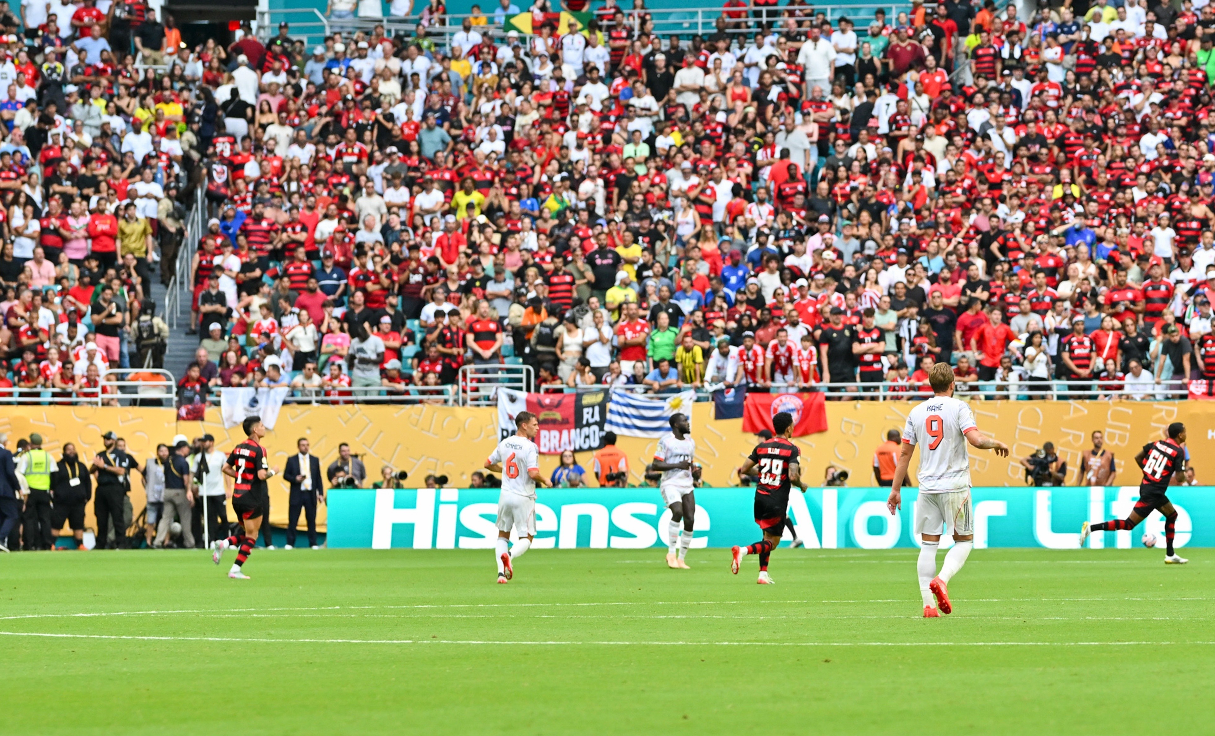 九游体育平台-拜仁横扫美国,托雷斯送出助攻