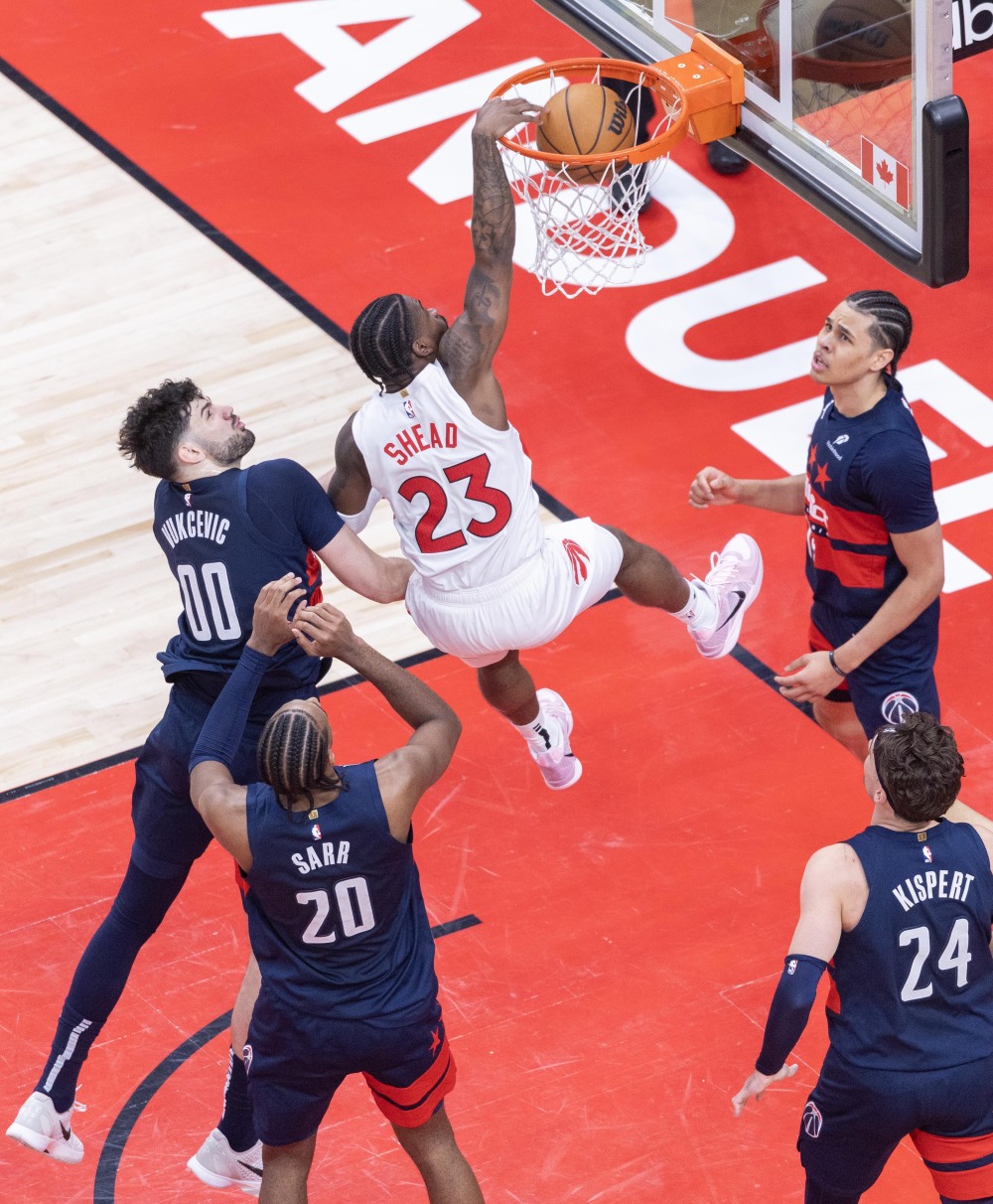 九游娱乐官方-猛龙主场再胜，76人再战生机