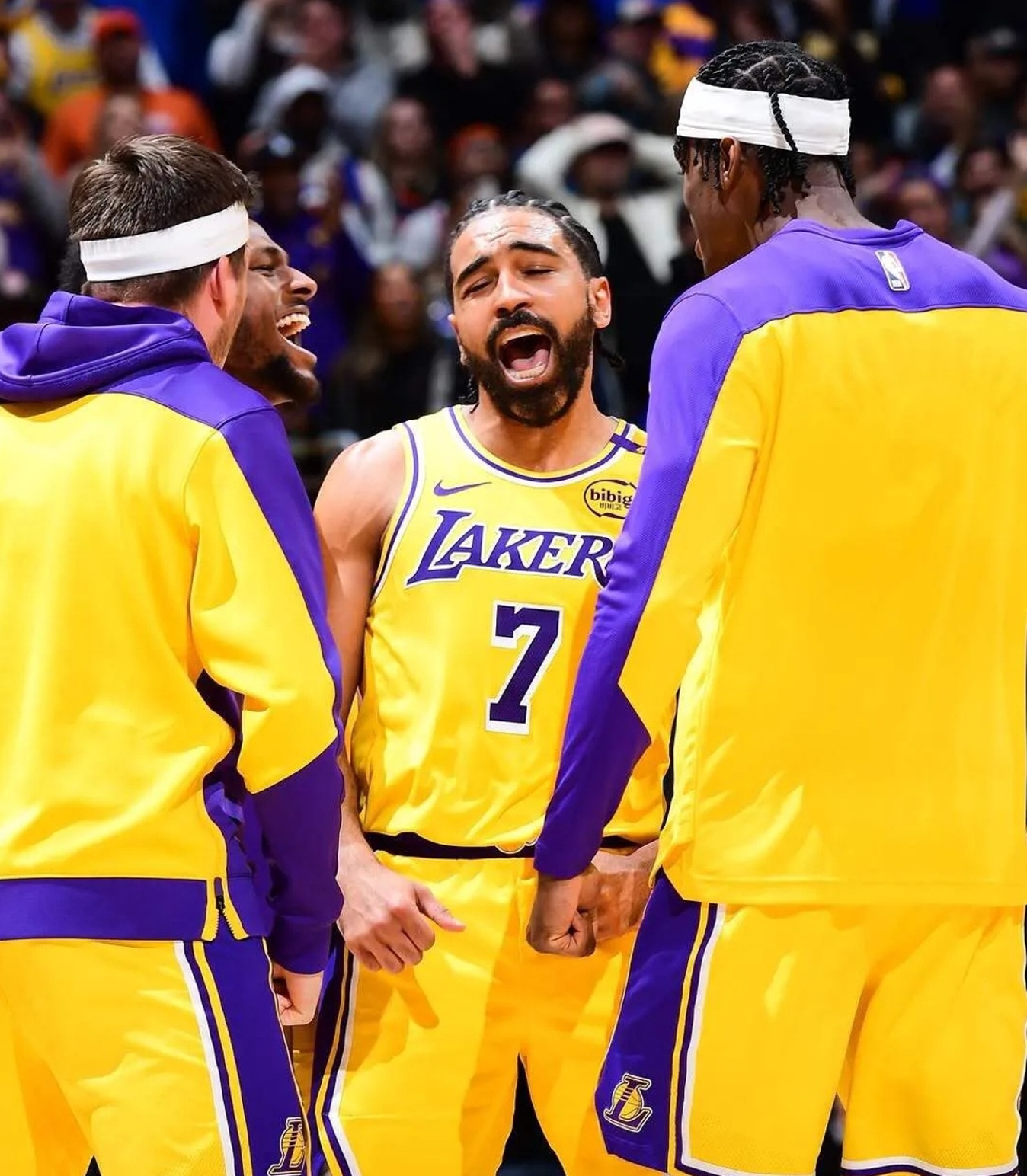 九游娱乐官方网站-湖人主场负掘金，拉塞尔失绝杀的简单介绍