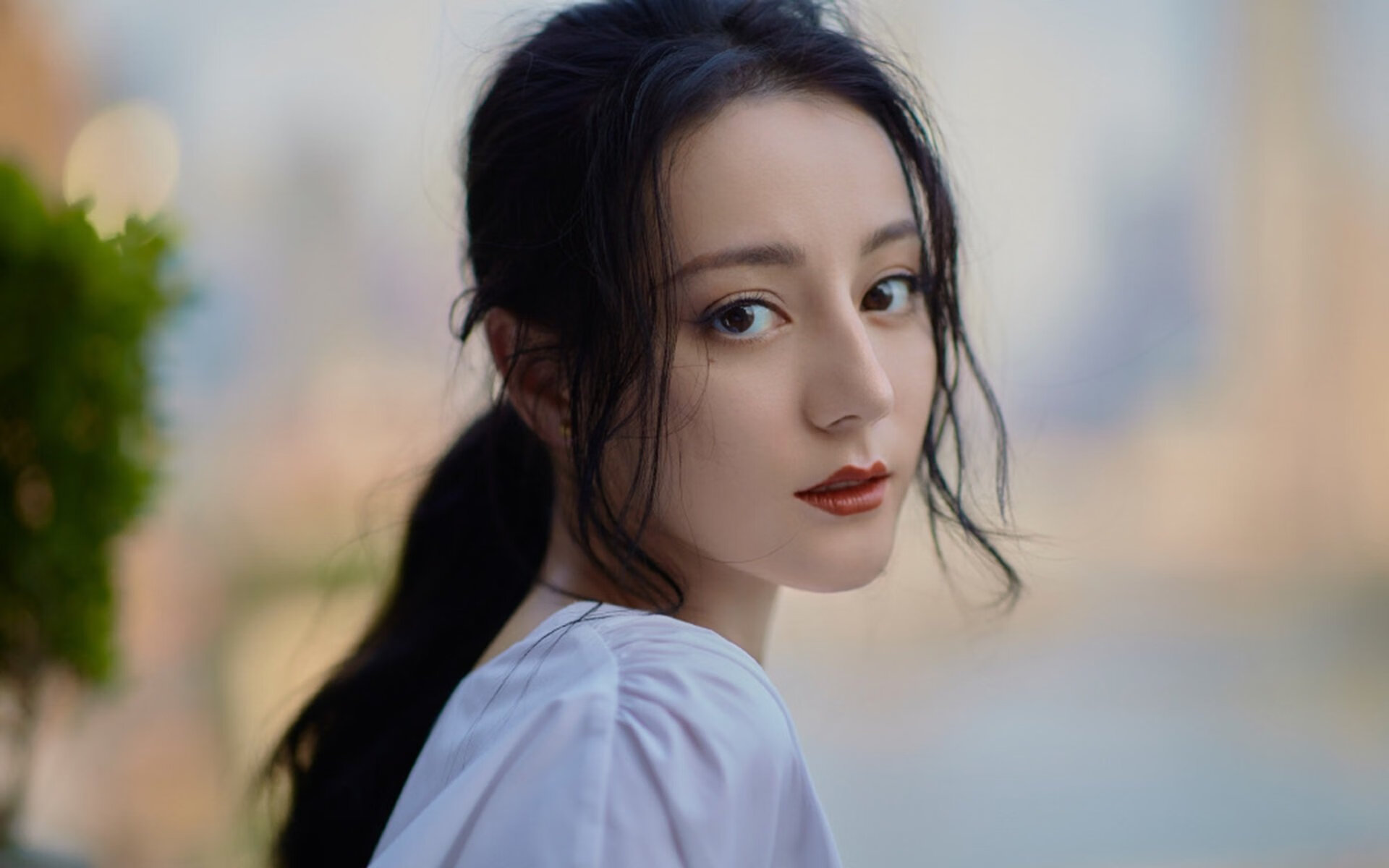 九游娱乐网站-绿茵焦点与贸易壁垒,黄喜灿高光下的地缘博弈